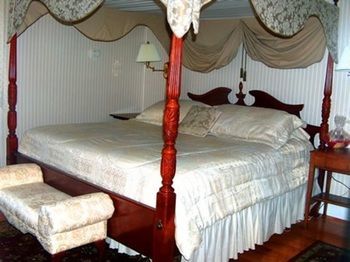 Magnolia Manor B&B Inn Williamsburg Exterior photo